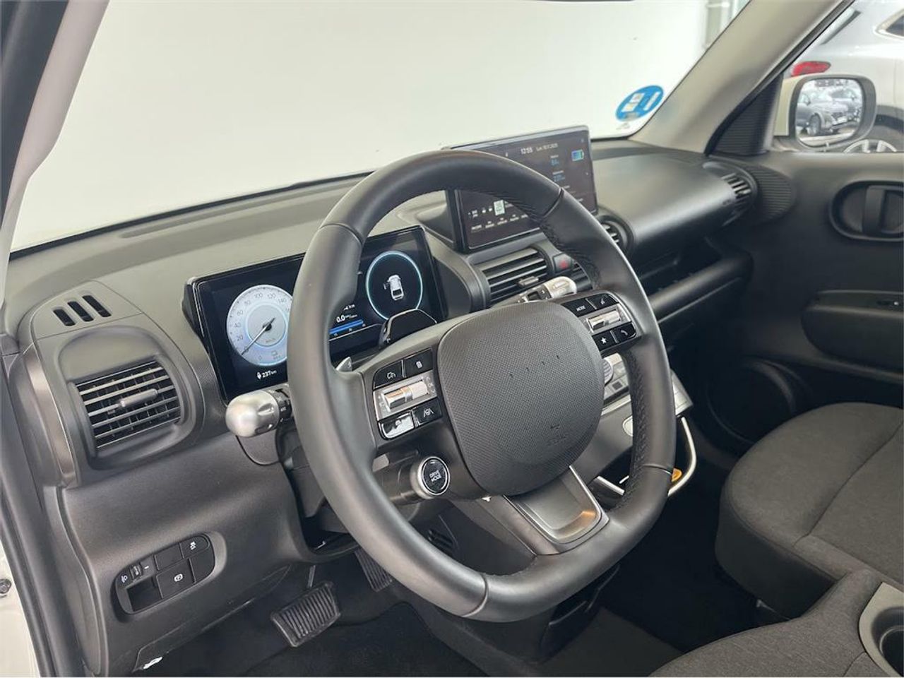 Hyundai Inster 42KWH 71KW (97CV) Klass - Foto 2