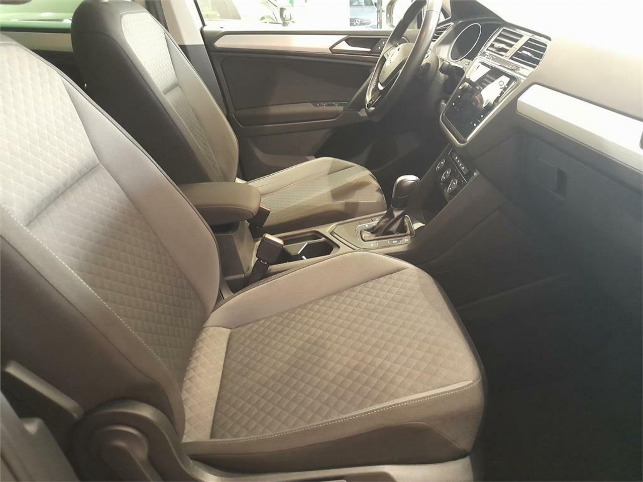 Volkswagen Tiguan R-Line 2.0 TDI 110kW (150CV) DSG - Foto 2