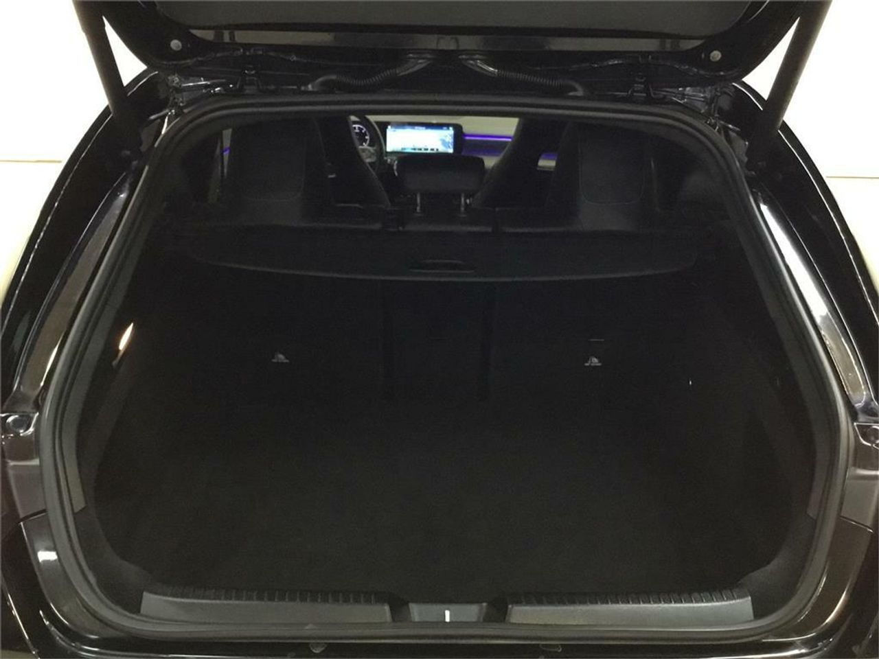 Mercedes CLA 200 D DCT Shooting Brake - Foto 2