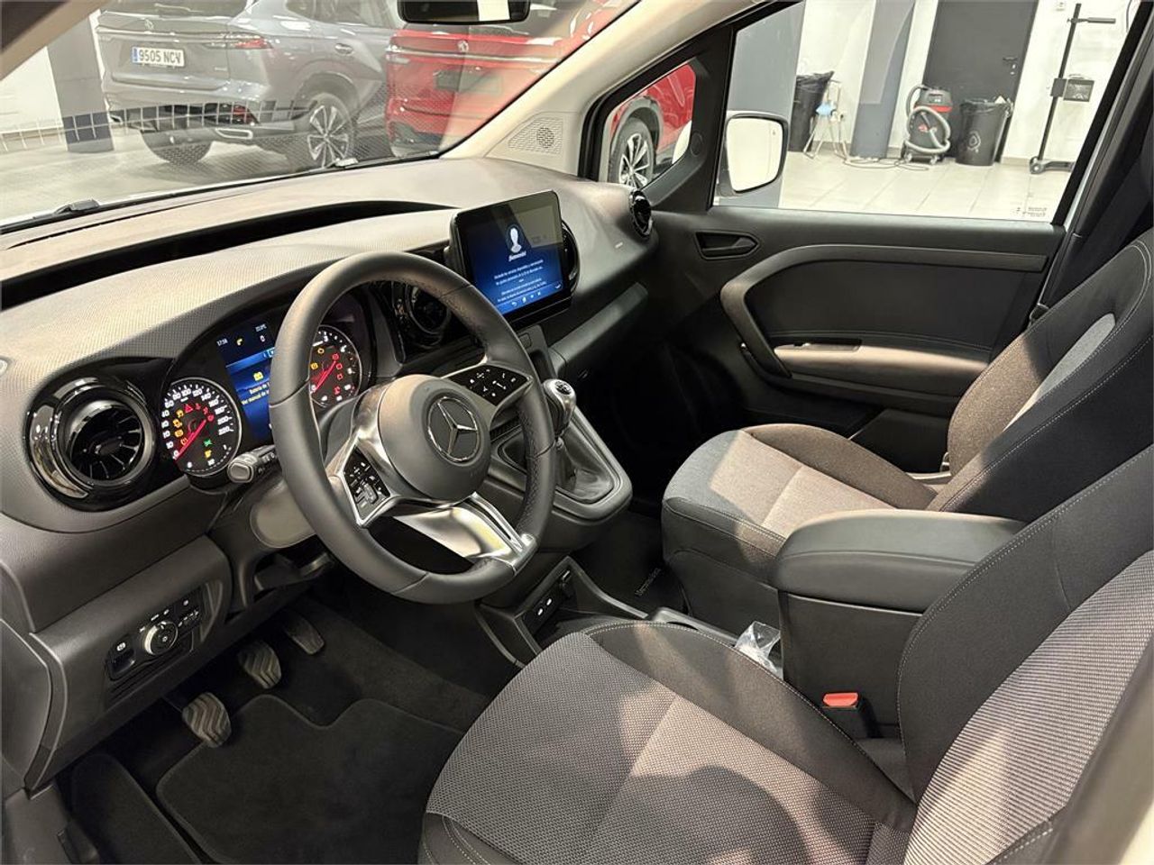 Mercedes Clase T 180 d - Foto 2