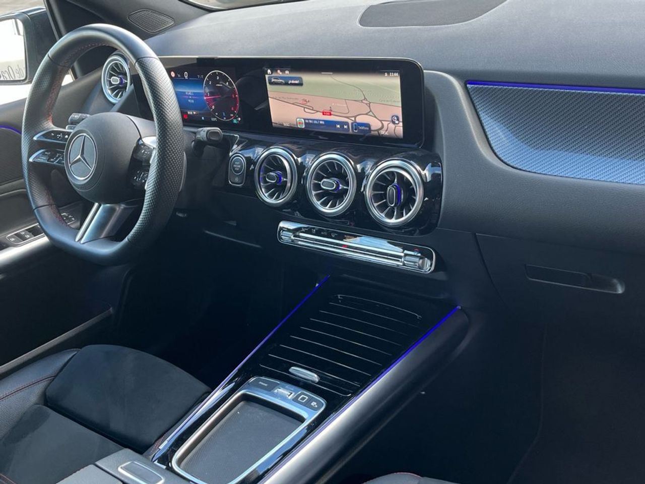 Mercedes Clase B 200 d AMG Line - Foto 2