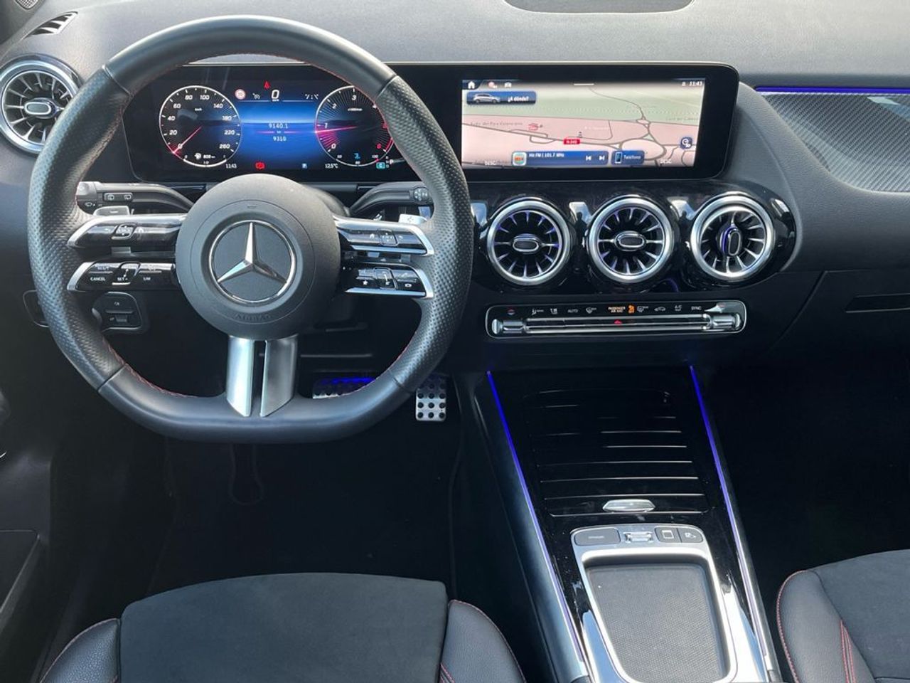 Mercedes Clase B 200 d AMG Line - Foto 2