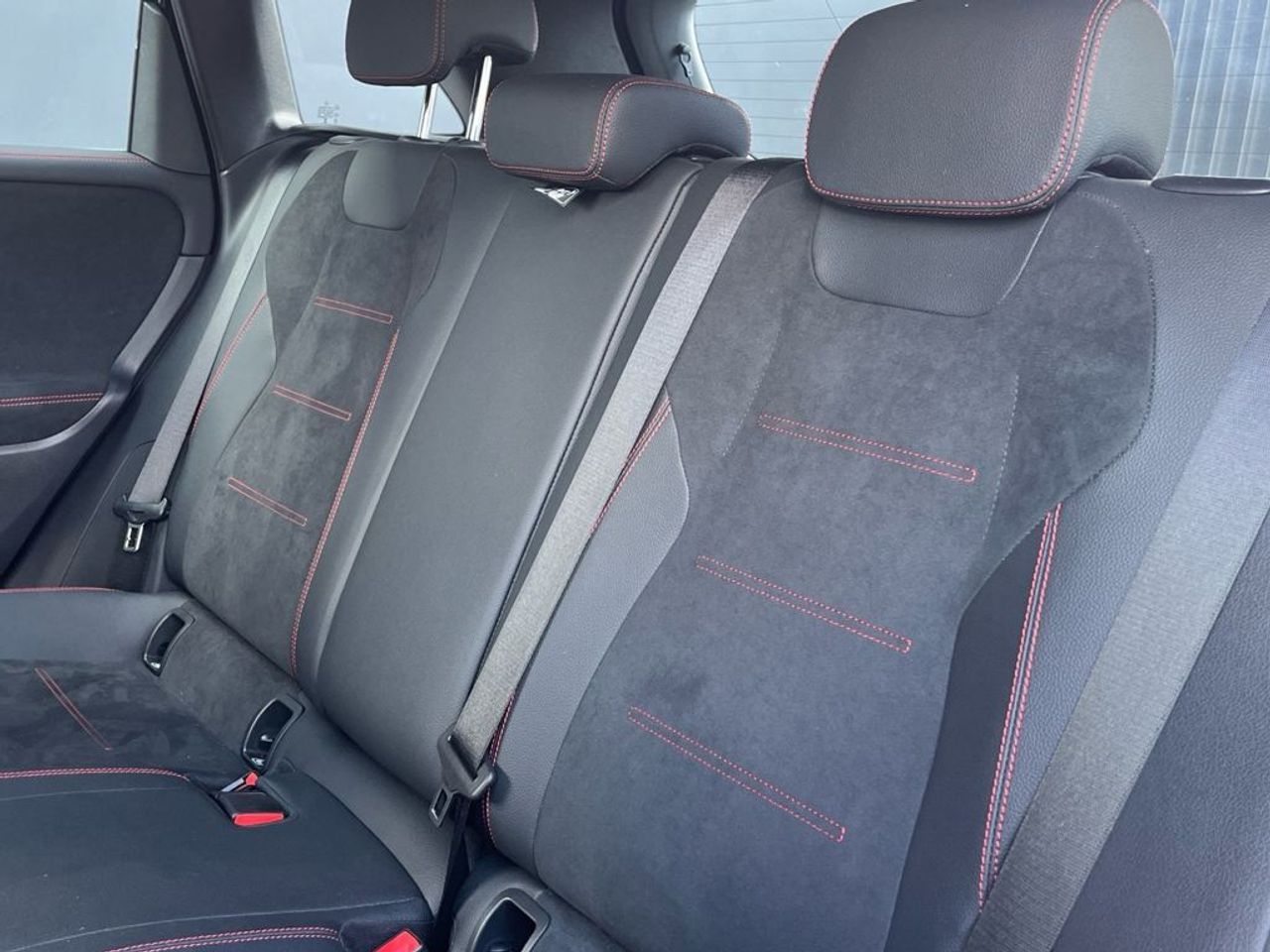 Mercedes Clase B 200 d AMG Line - Foto 2