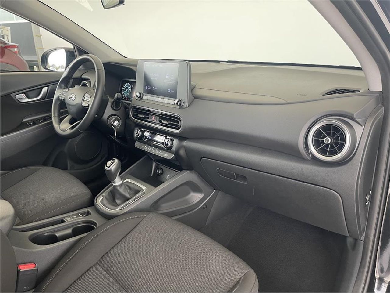 Hyundai Kona 1.0 TGDI 48V Maxx 4X2 - Foto 2