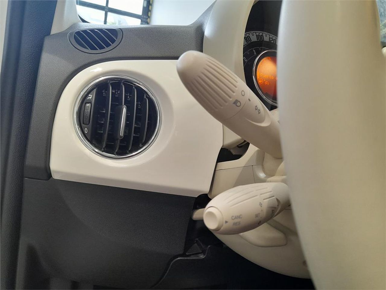 Fiat 500 Dolcevita 1.0 Hybrid 51KW (70 CV) - Foto 2