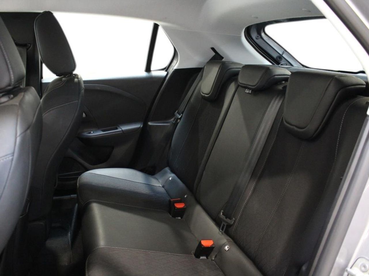 Opel Corsa 1.2T XHL 74kW (100CV) Elegance - Foto 2