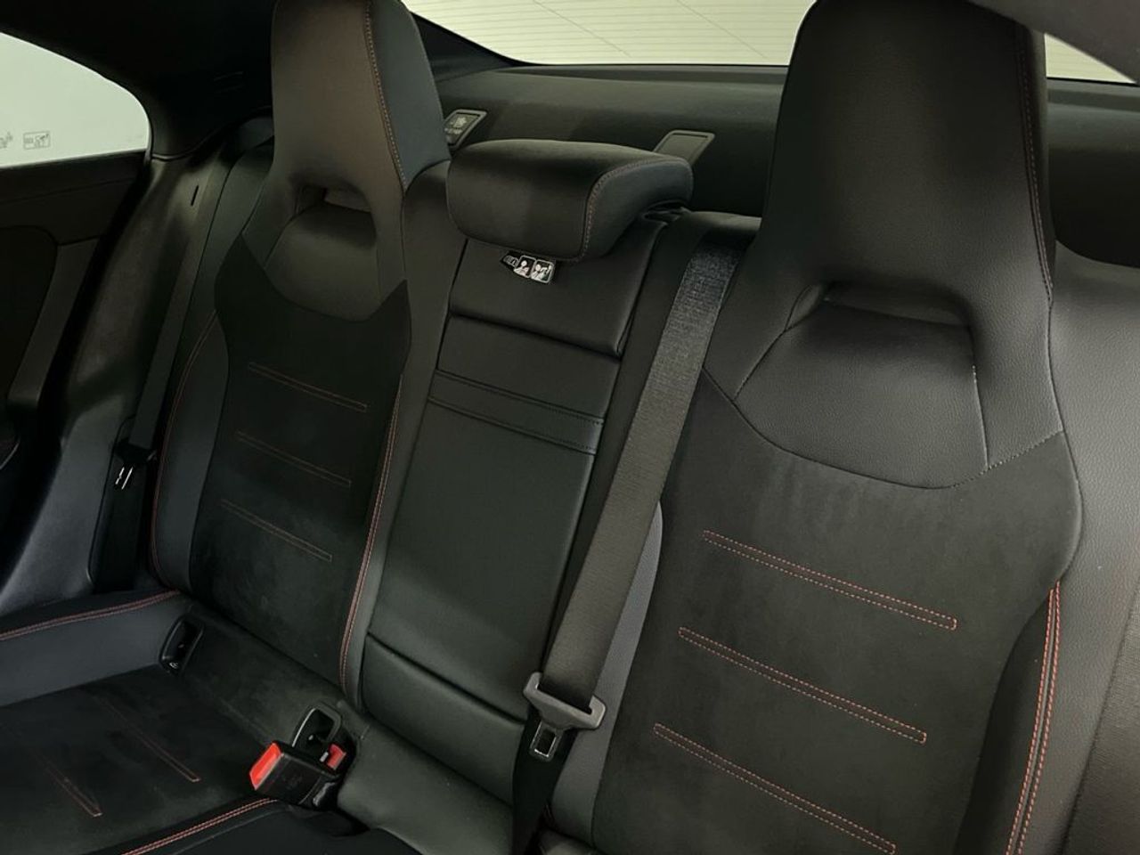 Mercedes CLA 220 d AMG Line - Foto 2