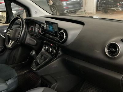 Mercedes Clase T 180 d