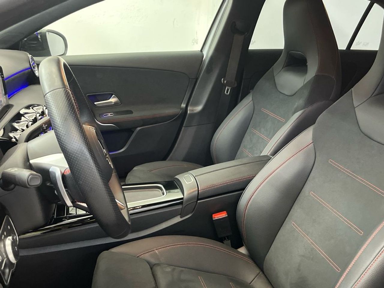 Mercedes Clase A 180 Compacto - Foto 2