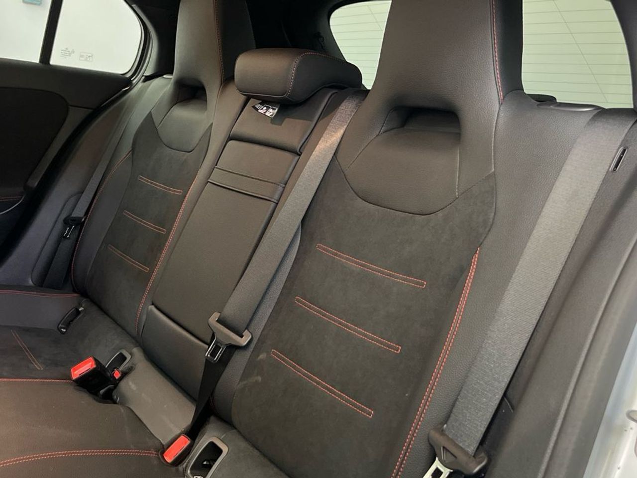 Mercedes Clase A 180 Compacto - Foto 2