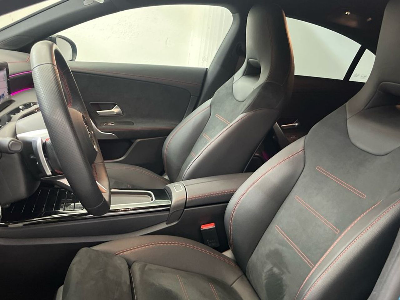 Mercedes CLA 220 d Coupé - Foto 2