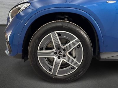 Mercedes GLC 300 de 4MATIC con tecnología híbrida EQ