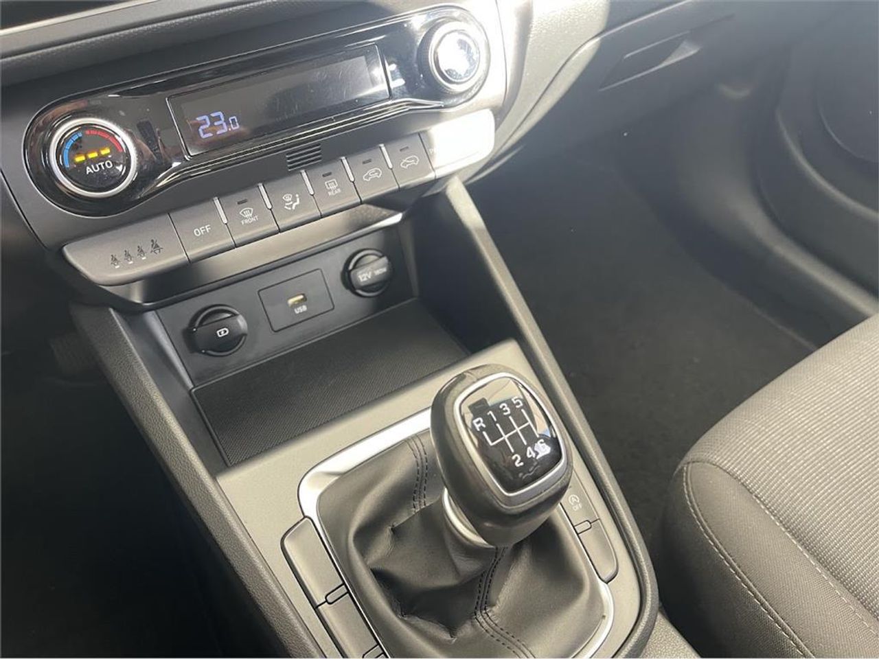 Hyundai Kona 1.0 TGDI Maxx 4X2 - Foto 2