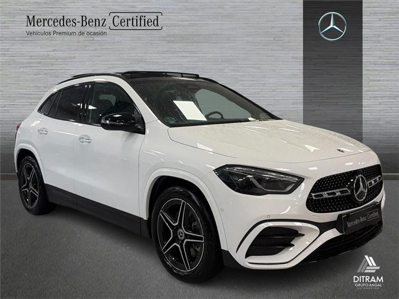 Mercedes GLA 220 D 4MATIC - foto 2