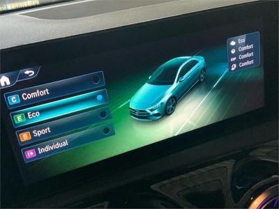 Mercedes Clase A 200 d Sedán