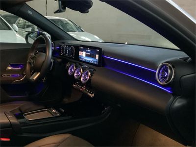 Mercedes Clase A 250 e con tecnología híbrida EQ Sedán