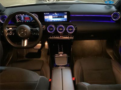 Mercedes Clase A 250 e con tecnología híbrida EQ Sedán