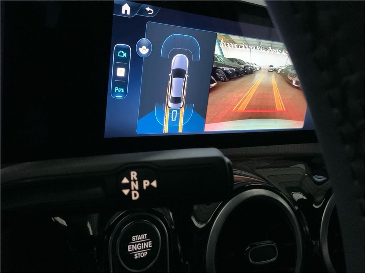 Mercedes Clase A 250 e Sedán - Foto 2