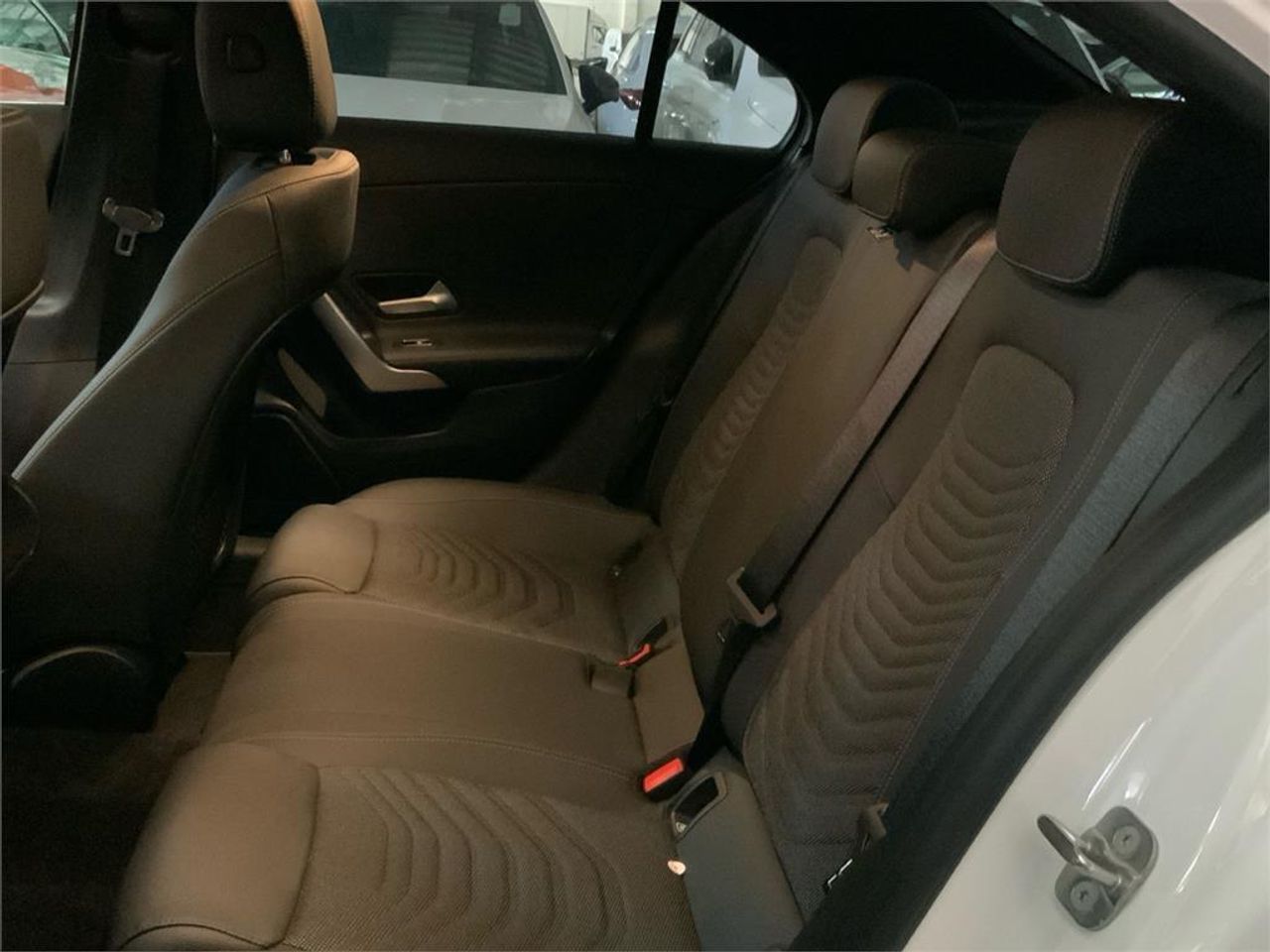 Mercedes Clase A 250 e Sedán - Foto 2