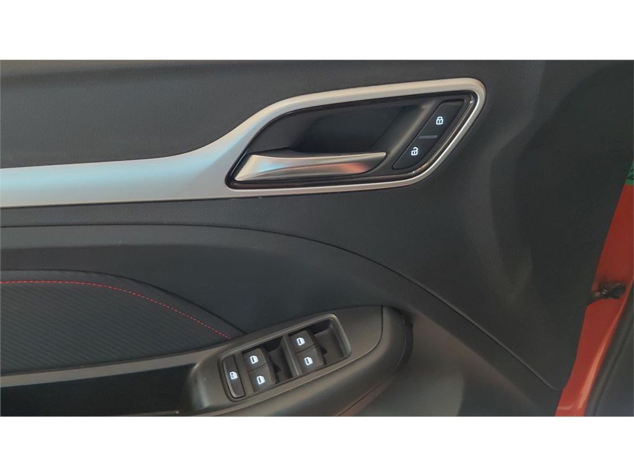 MG ZS 1.5 Comfort - Foto 2