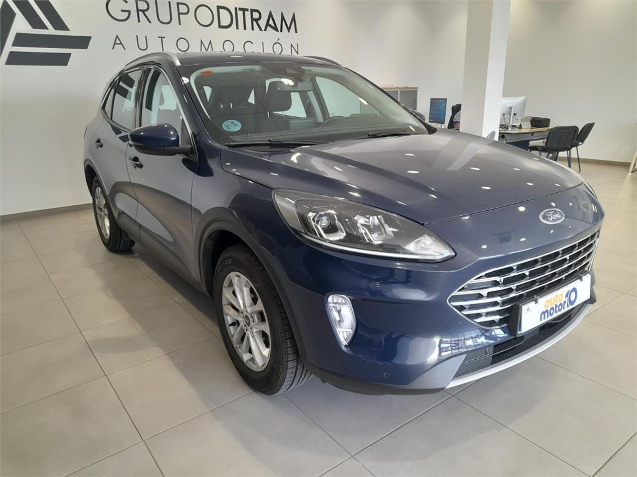 Ford Kuga Titanium 2.0 EcoBlue 140kW 4x4 Auto - Foto 2