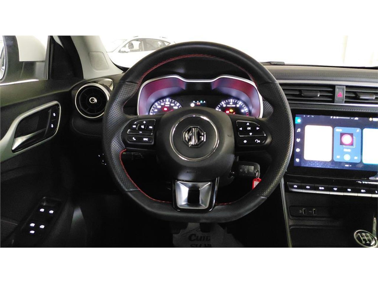 MG ZS 1.5 Comfort - Foto 2