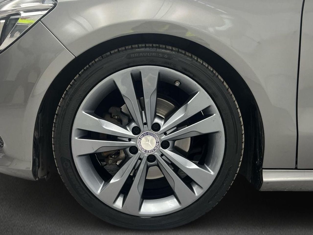 Mercedes CLA 200 CDI / d Urban - Foto 2