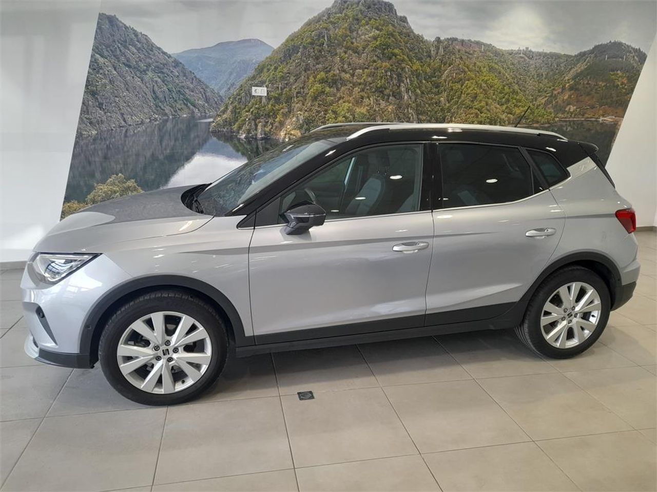 Seat Arona 1.0 TSI 81kW DSG Xperience XS - Foto 2