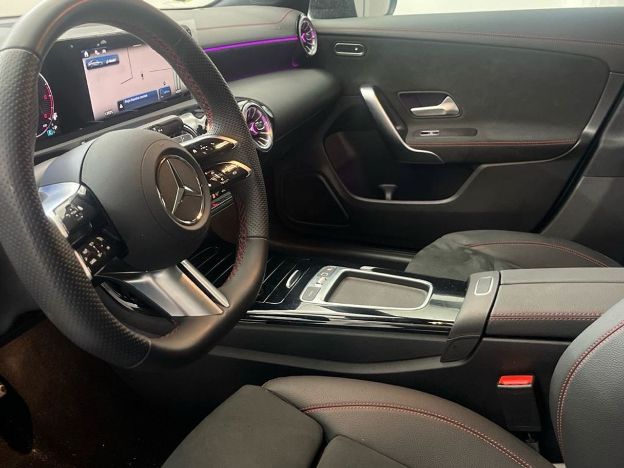 Mercedes CLA 220 d AMG Line - Foto 2