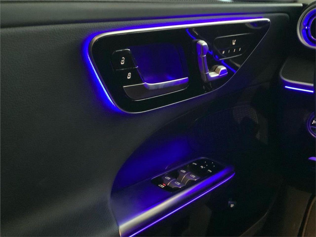 Mercedes Clase C 220 d Berlina - Foto 2