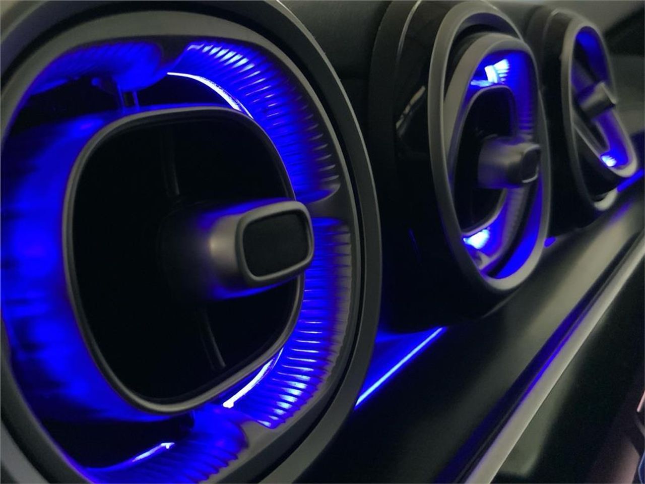 Mercedes Clase C 300 e tec. híb. EQ Berlina - Foto 2