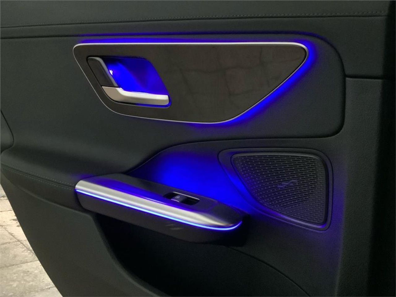 Mercedes Clase C 300 e tec. híb. EQ Berlina - Foto 2