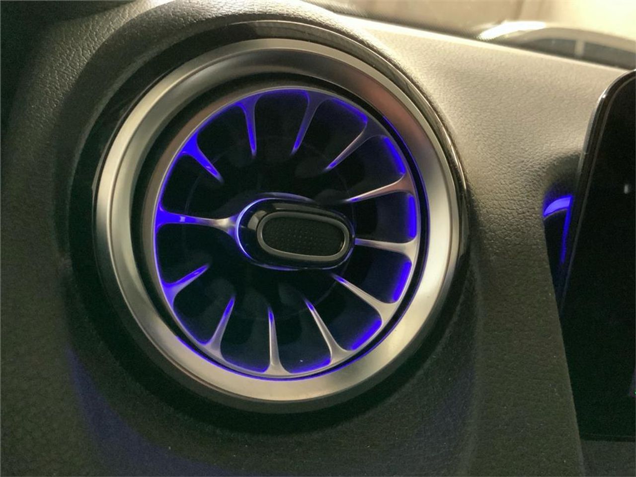 Mercedes Clase GLB 200 d - foto 28