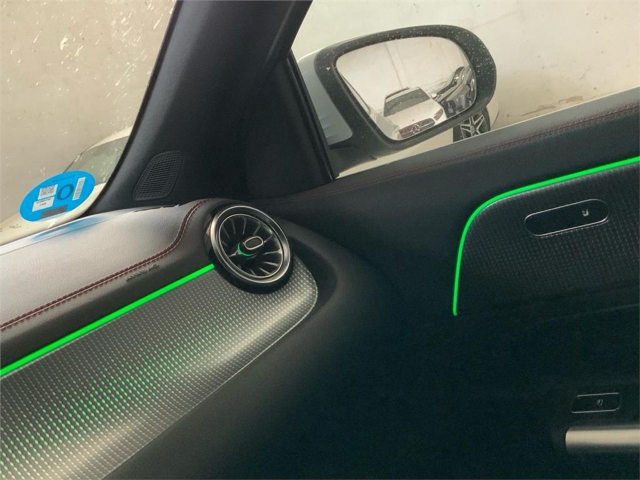 Mercedes EQA EQA 300 4MATIC - Foto 2