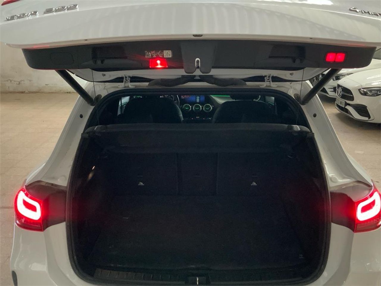 Mercedes EQA EQA 300 4MATIC - Foto 2