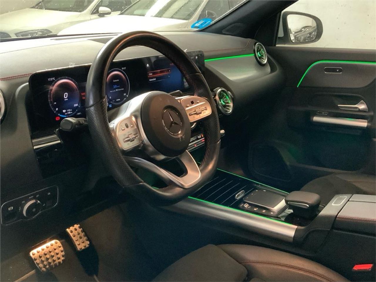 Mercedes EQA EQA 300 4MATIC - Foto 2