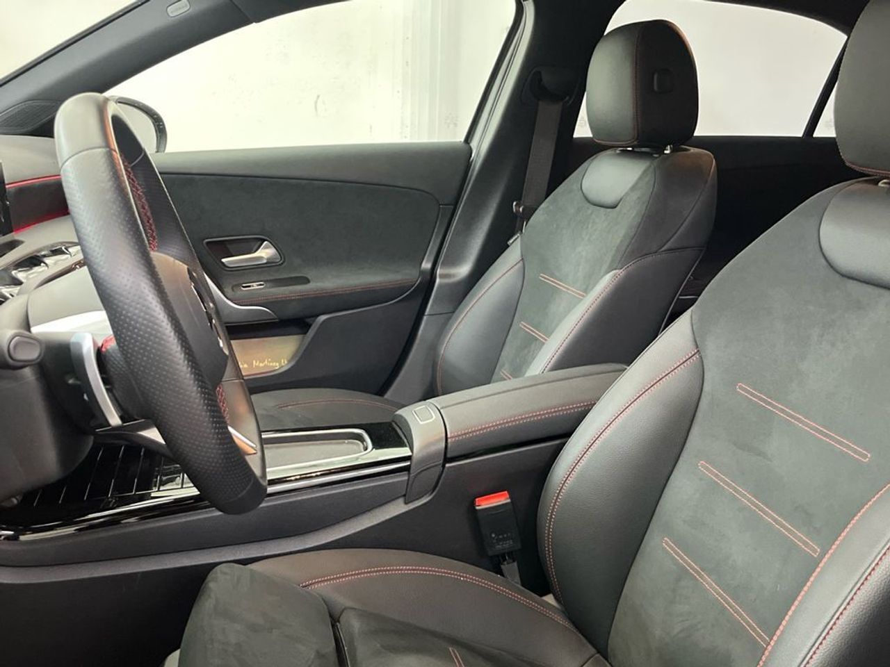 Mercedes Clase A 250 e Berlina - Foto 2