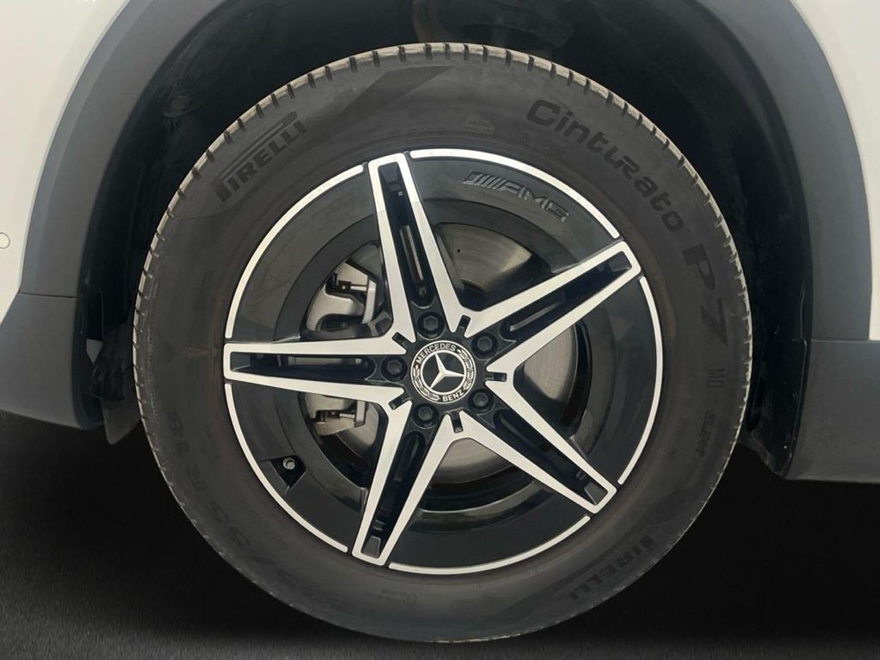 Mercedes EQB 300 4Matic AMG Line - Foto 2