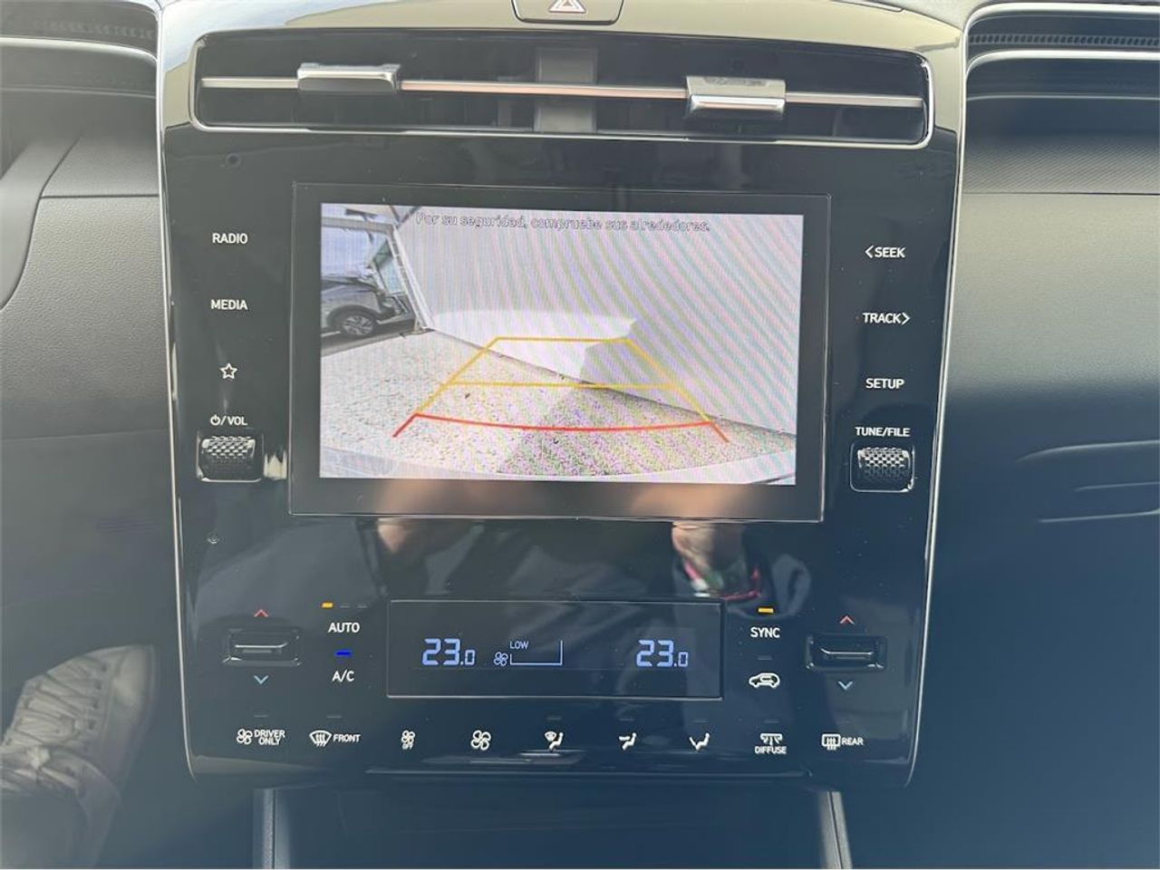 Hyundai Tucson 1.6 TGDI 169kW (230CV) HEV Maxx Sky Auto - Foto 2