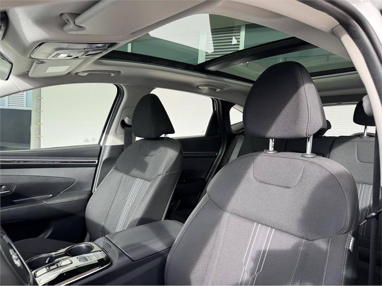 Hyundai Tucson 1.6 TGDI 169kW (230CV) HEV Maxx Sky Auto - Foto 2