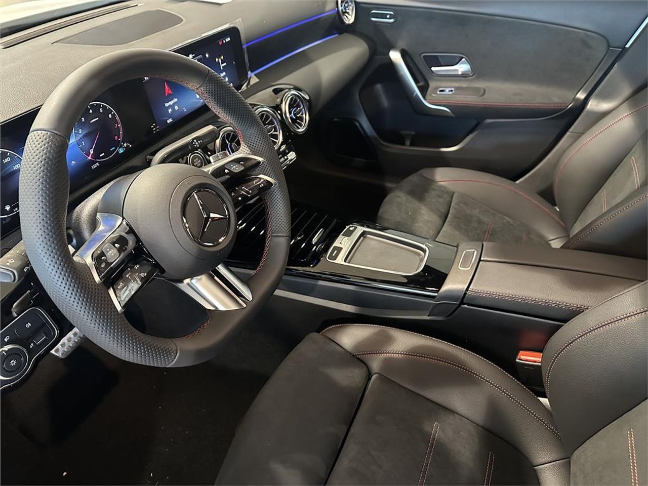 Mercedes Clase A 180 - Foto 2