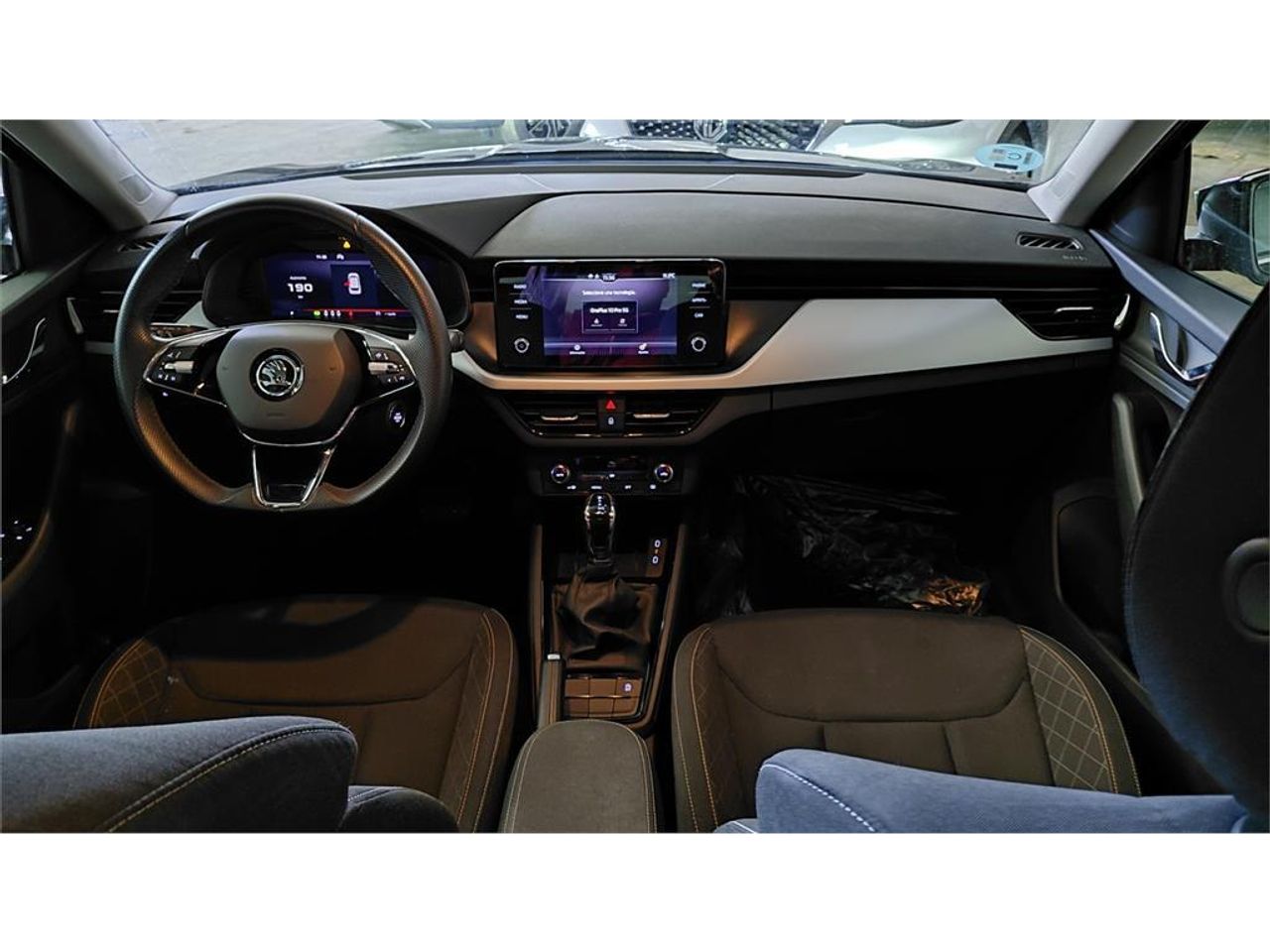 Skoda Kamiq 1.0 TSI 81kW (110CV) DSG AMBITION - Foto 2