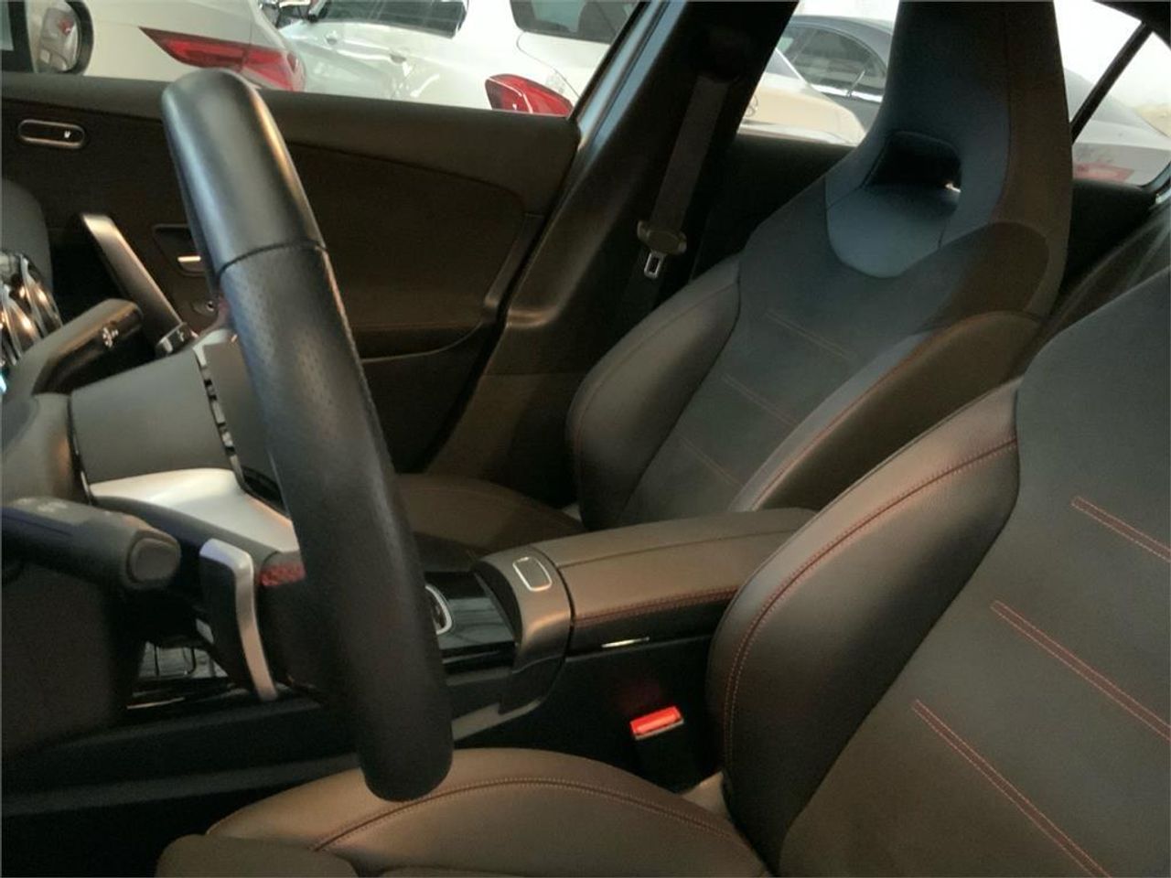 Mercedes Clase A 180 - Foto 2