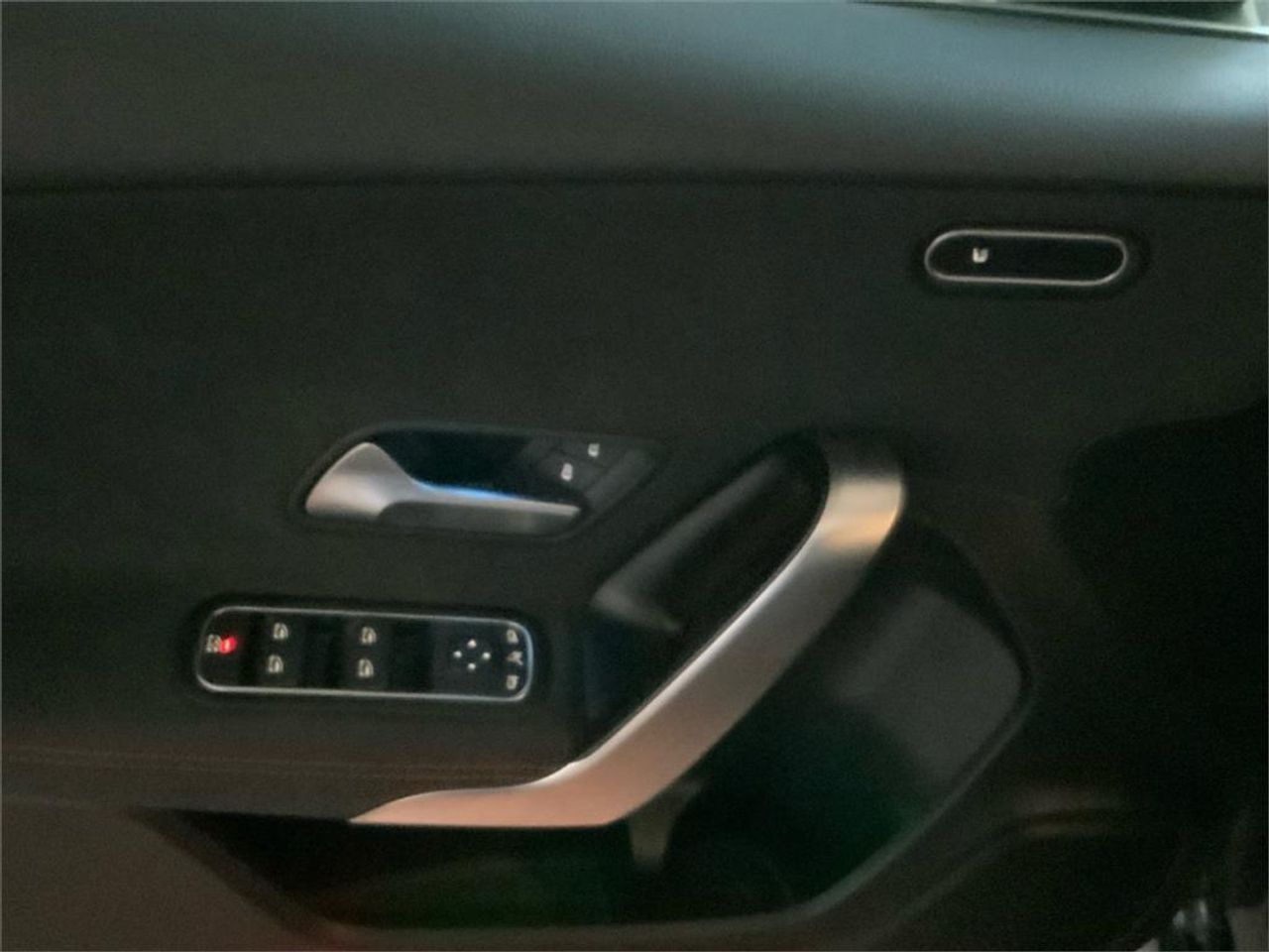 Mercedes Clase A 180 - Foto 2