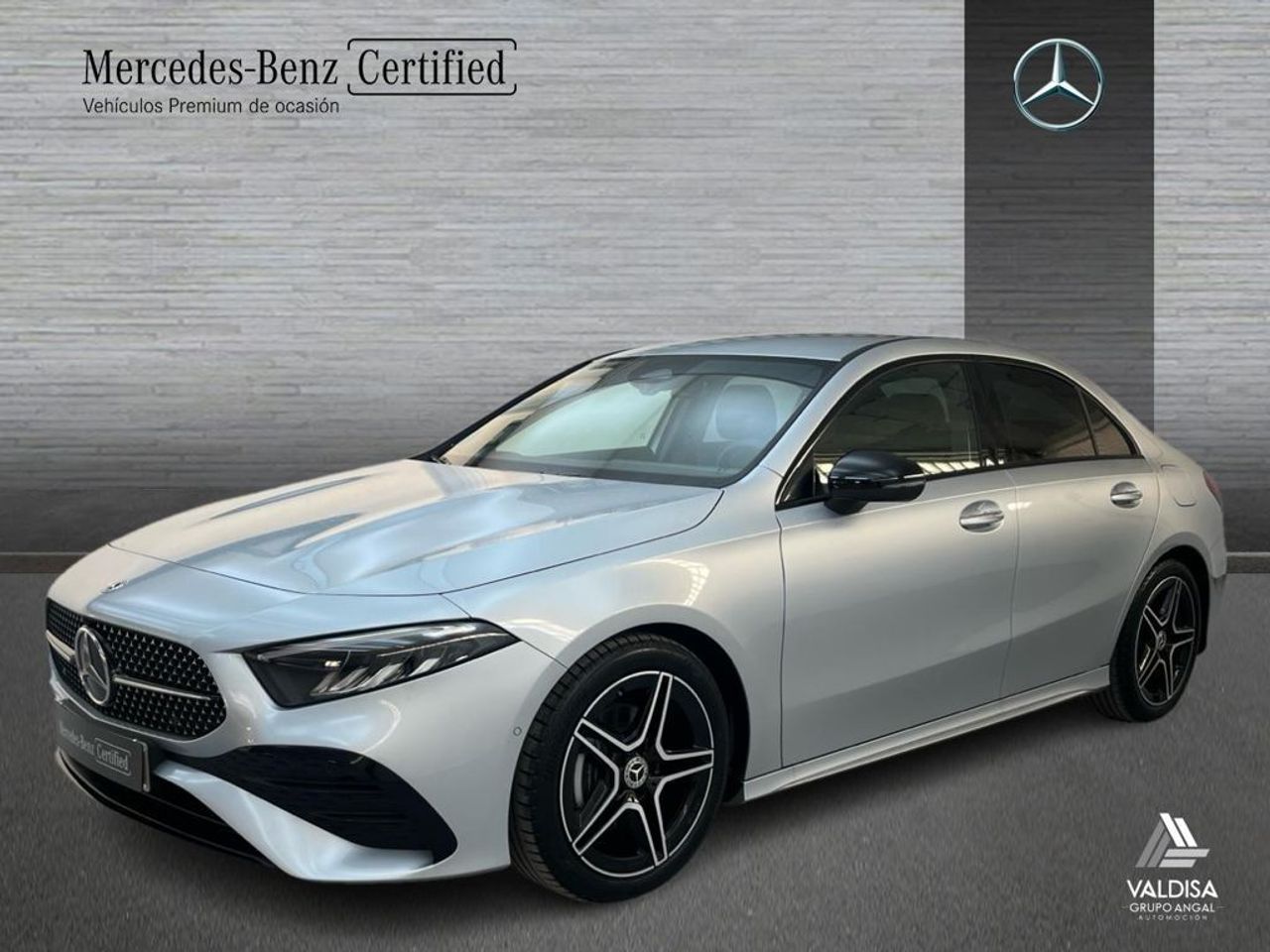 Mercedes Clase A 180 Berlina - Foto 2