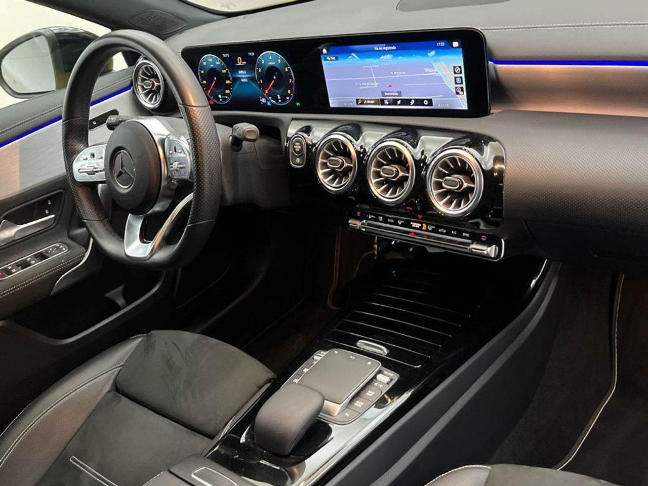 Mercedes Clase A 200 AMG Line (EURO 6d) - Foto 2