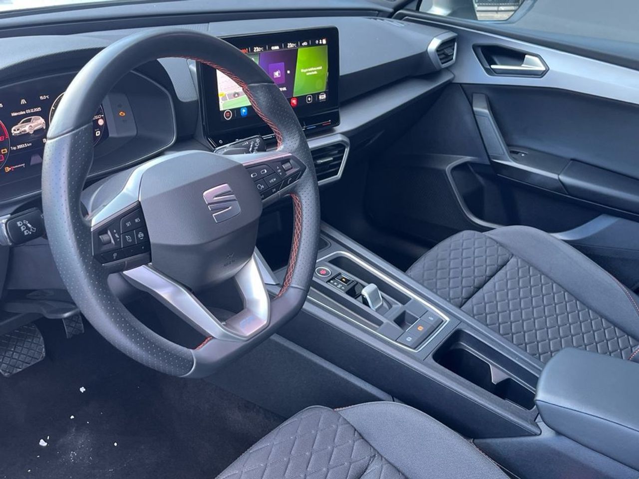 Seat Leon Leon MHEV FR Special Edition Vision 2023 - Foto 2