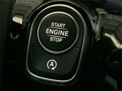 Mercedes Clase A Sedán A 180