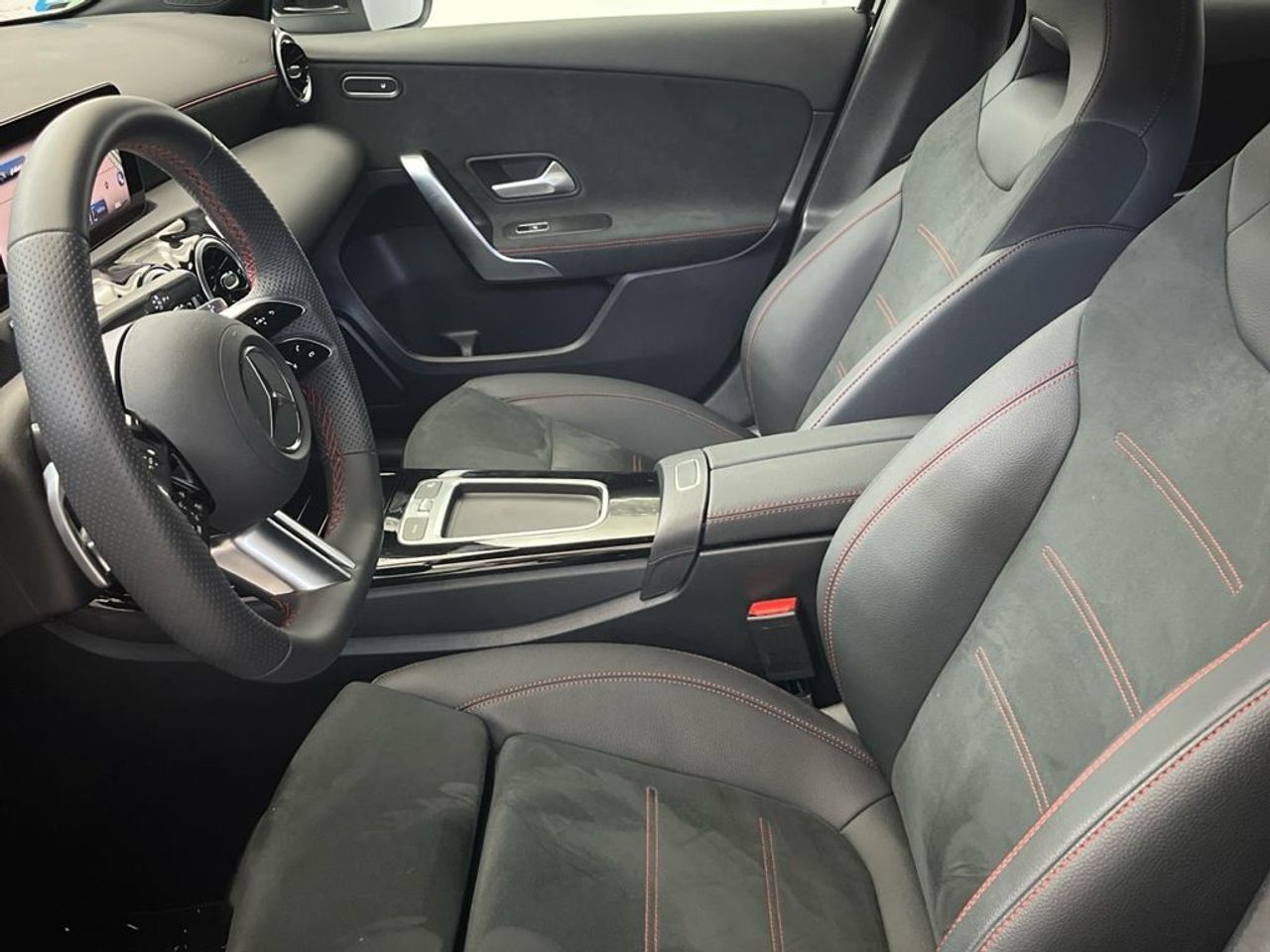 Mercedes Clase A 180 Compacto - Foto 2