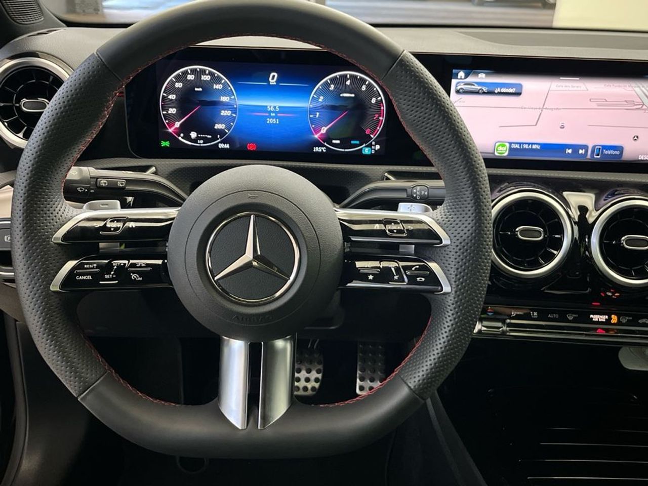 Mercedes Clase A 180 Compacto - Foto 2